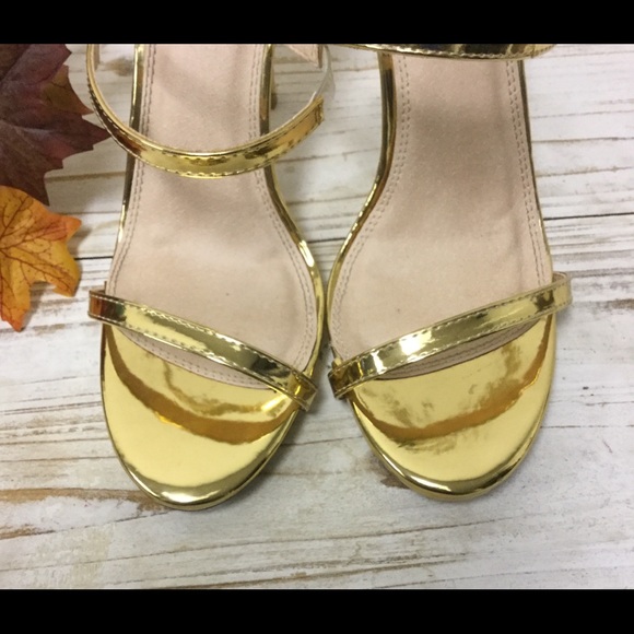 Olivia Ferguson 5” Gold Heels - Size 10 - Picture 6 of 8